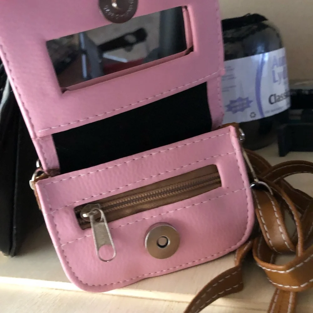 Hand made purse - Picture 2 of 3